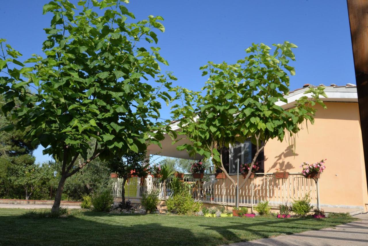 B&B Lara Santola Corato Exterior photo
